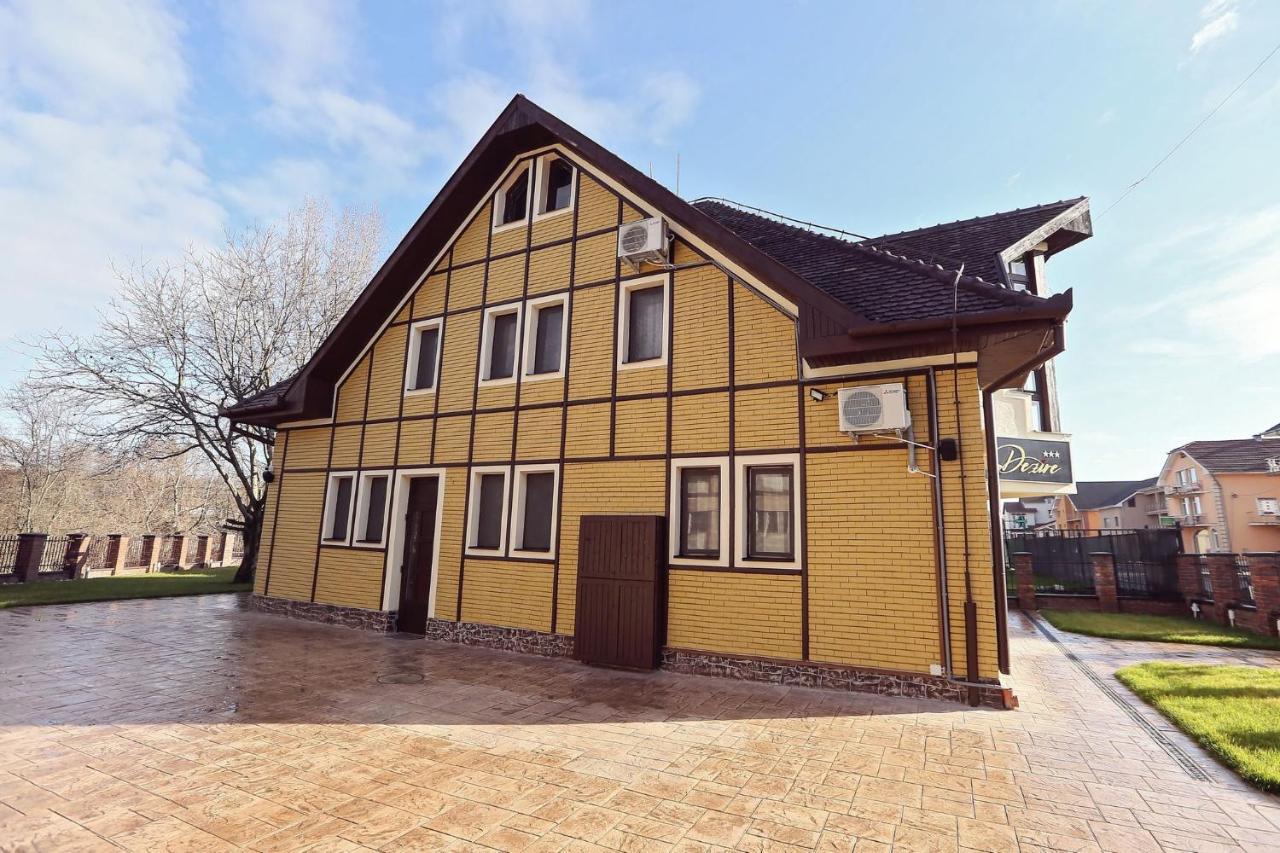 Dezire Guesthouse Baile 1 Mai Eksteriør billede
