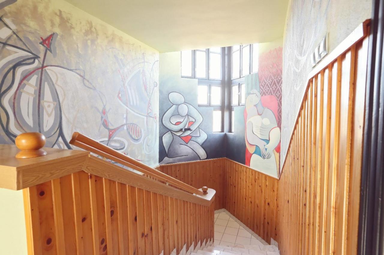 Dezire Guesthouse Baile 1 Mai Eksteriør billede