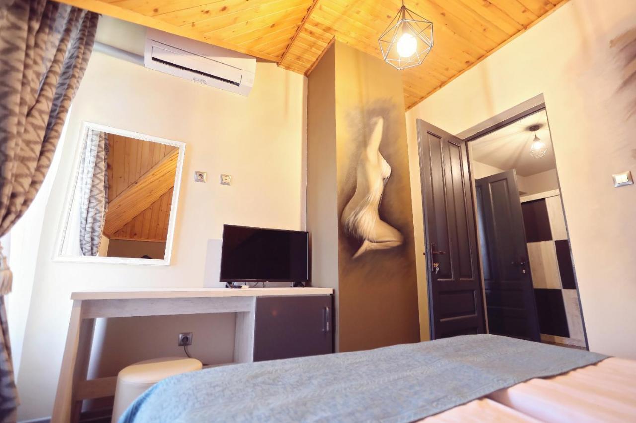 Dezire Guesthouse Baile 1 Mai Eksteriør billede