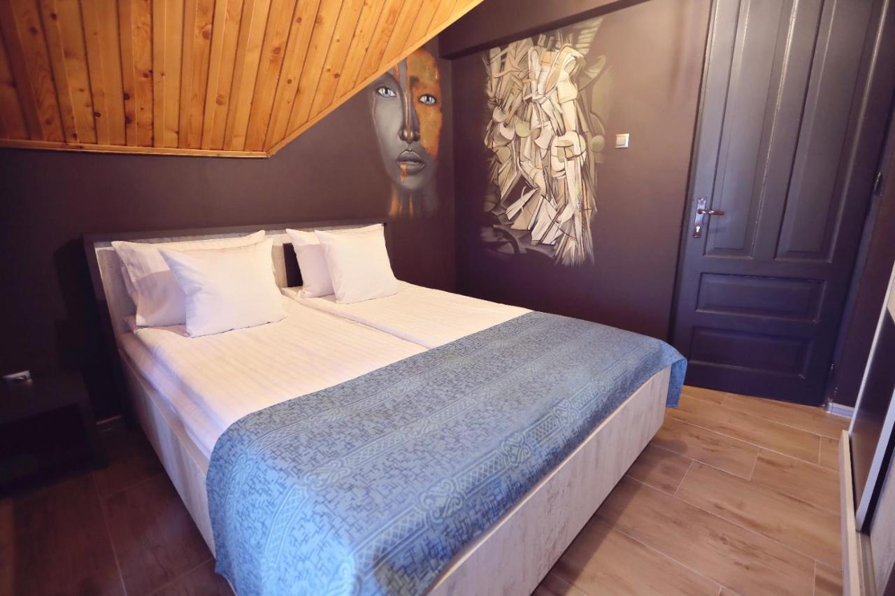 Dezire Guesthouse Baile 1 Mai Eksteriør billede